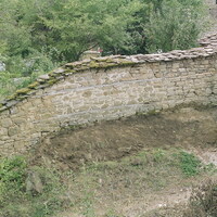 SurroundingsFenceWalls_101.JPG
